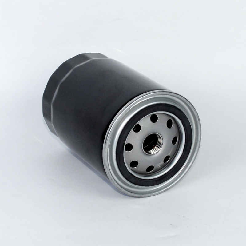 Fleetguard Oil Filter LF551A  LF3487 LF16413 4