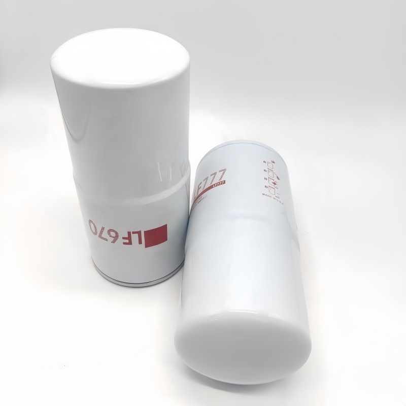 Fleetguard Spin On Lube Filters LF777 5