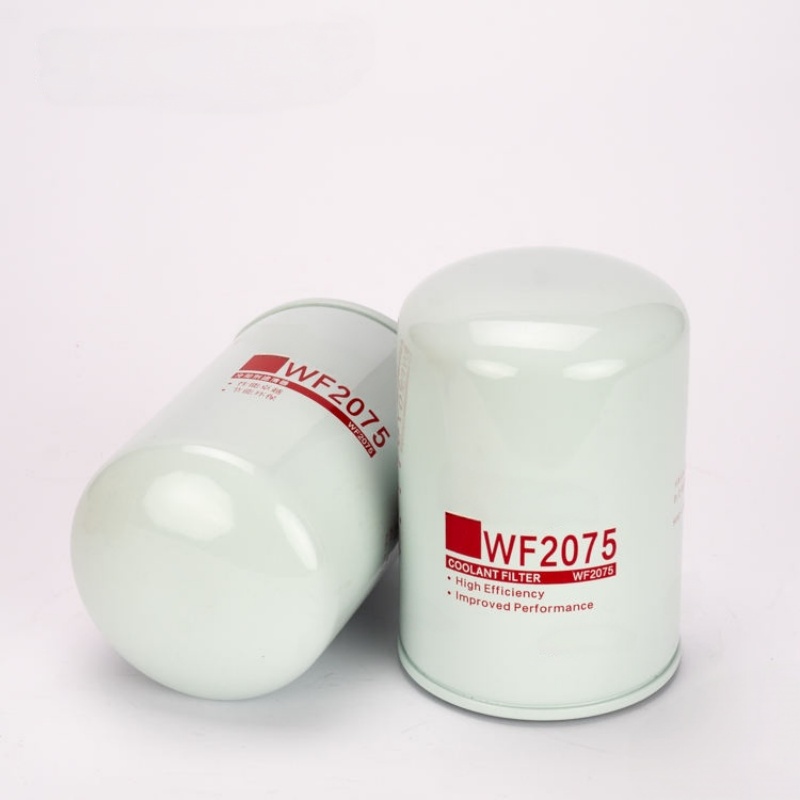 Aftermarket Replacement for  heavy-duty diesel engines Fleetguard WF2075 2